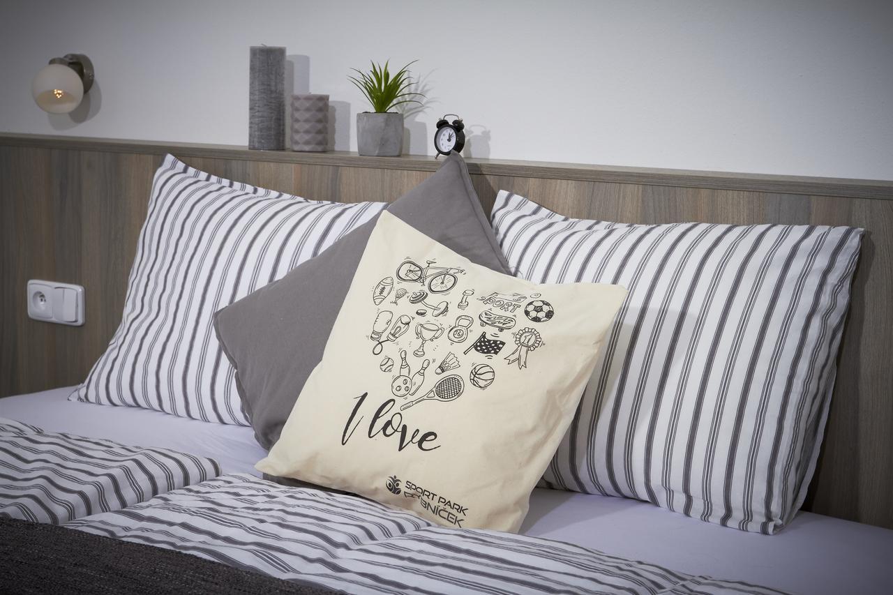 Stare Mesto  Apartmany Rybnicek מראה חיצוני תמונה